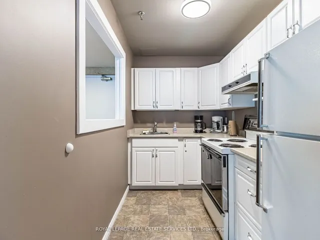 Additional image 31 of 320 Mill St Unit 1002