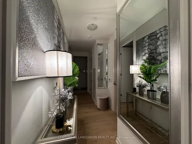 Additional image 22 of 138 Downes St Unit PH206