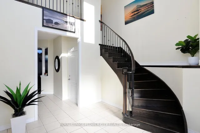 Additional image 7 of 13 Templar St