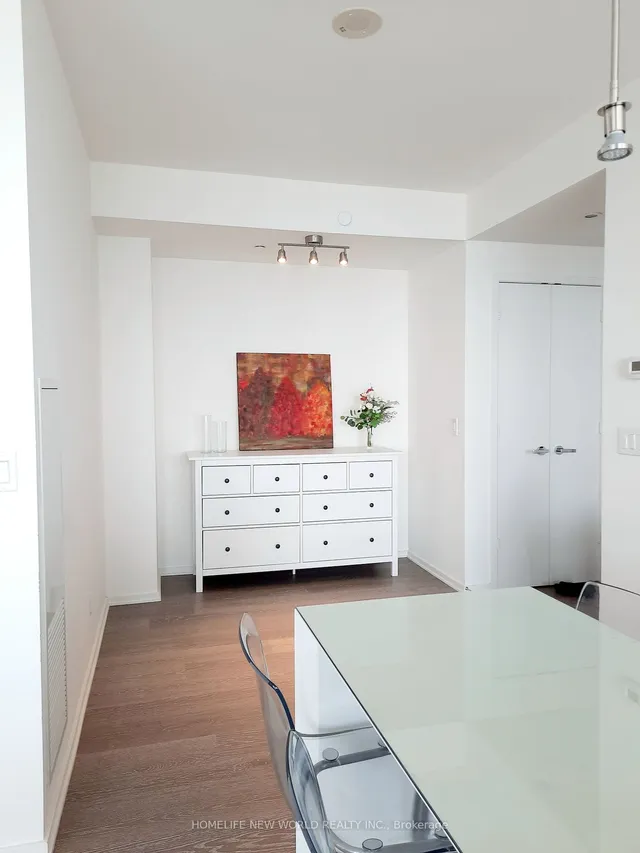 Additional image 8 of 1 Bloor St Unit 6902