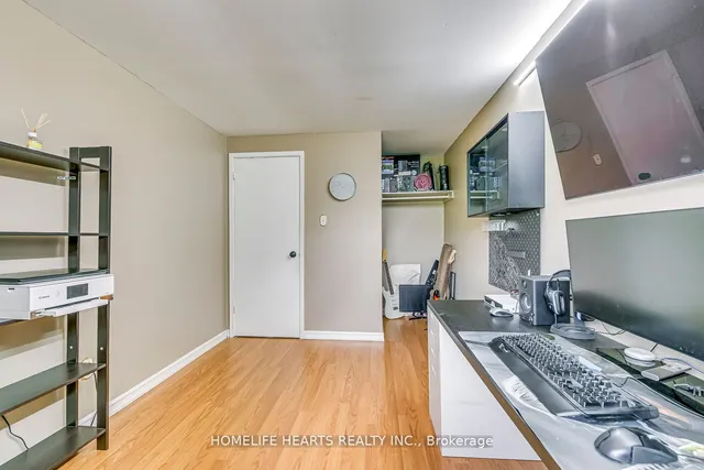 Additional image 25 of 42 Sandringham Crt