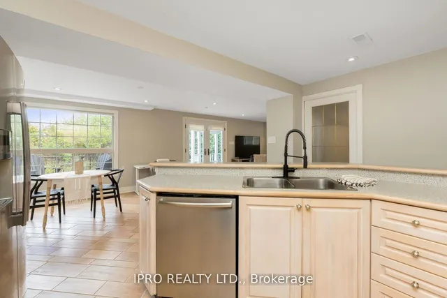 Additional image 28 of 37 Summer Valley Dr