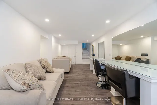 Additional image 34 of 93 Kempenfelt Tr