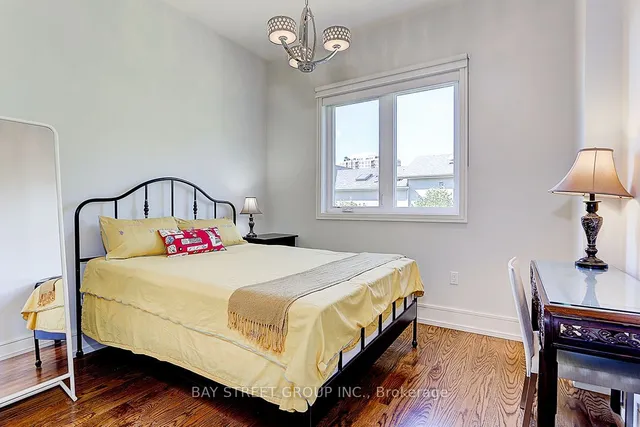 Additional image 26 of 22 Carmichael Ave