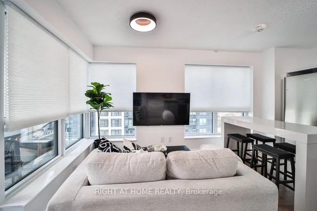 Additional image 12 of 7 Mabelle Ave Unit 1404