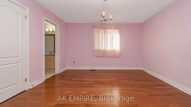 Additional image 24 of 67 Saint Hubert Dr