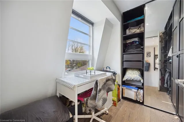 Additional image 24 of 76 Phillip Ave