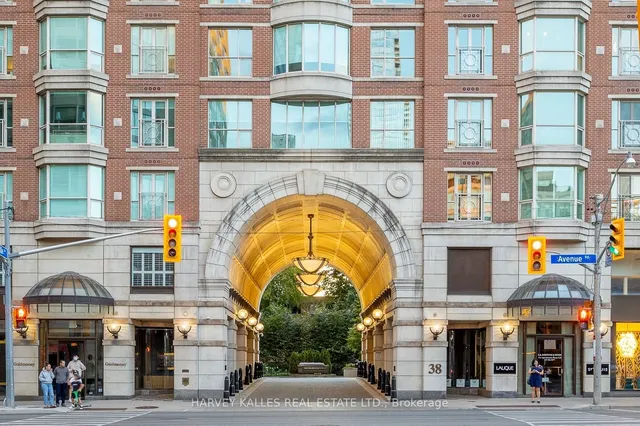 38 Avenue Rd Unit 111