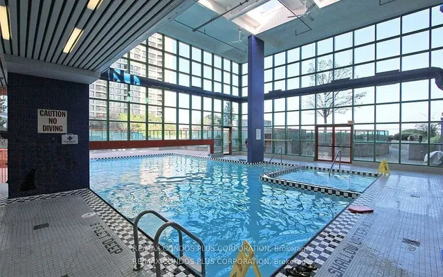 Additional image 14 of 99 Harbour Sq Unit 1211