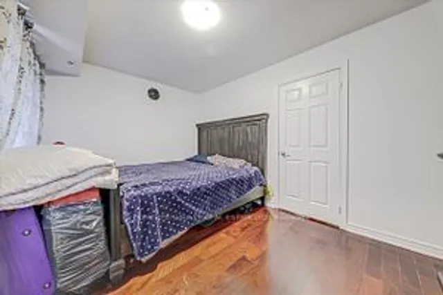 Additional image 12 of 28 Rosebank Dr Unit 807