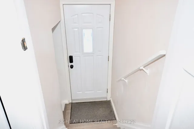 Additional image 32 of 27 Cameo Cres