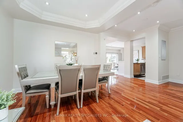 Additional image 6 of 7 Sorbonne Dr