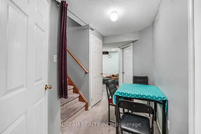 Additional image 26 of 36 Flurry Circ