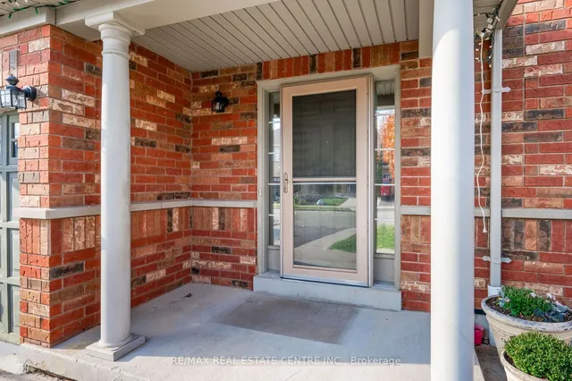 Additional image 22 of 37 Hollingsworth Circ