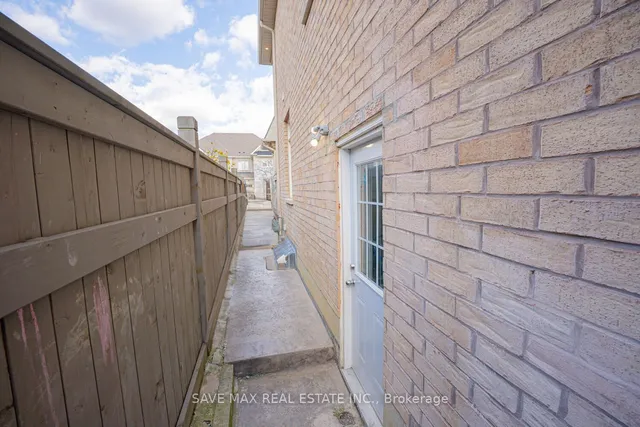 Additional image 37 of 9 Villadowns Tr