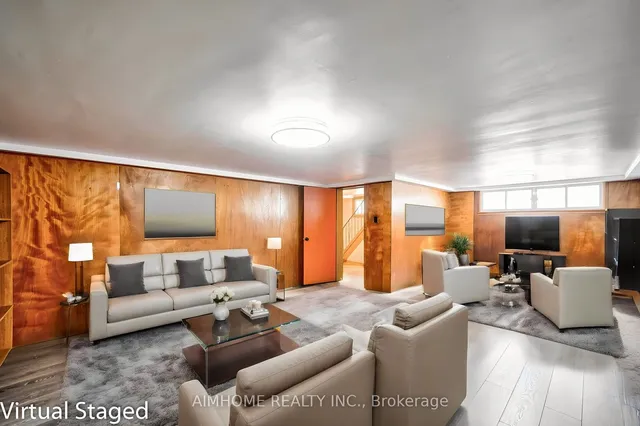 Additional image 27 of 193 Scarboro Cres