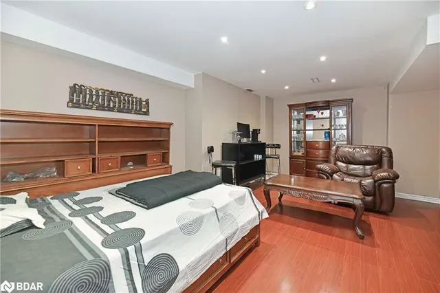 Additional image 34 of 17 Via Romano Way