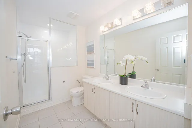 Additional image 24 of 35 Hogan Manor Dr