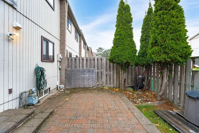 Additional image 36 of 8 Guildford Cres Unit 8