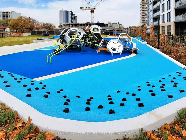 Additional image 35 of 10 Meadowglen Pl Unit LPh 01