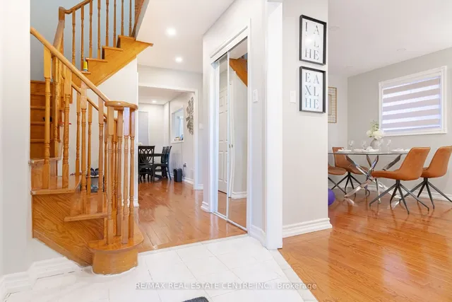 Additional image 4 of 3 Candy Cres