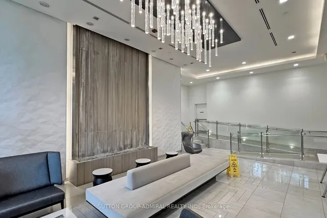 Additional image 4 of 28 Avondale Ave Unit 301