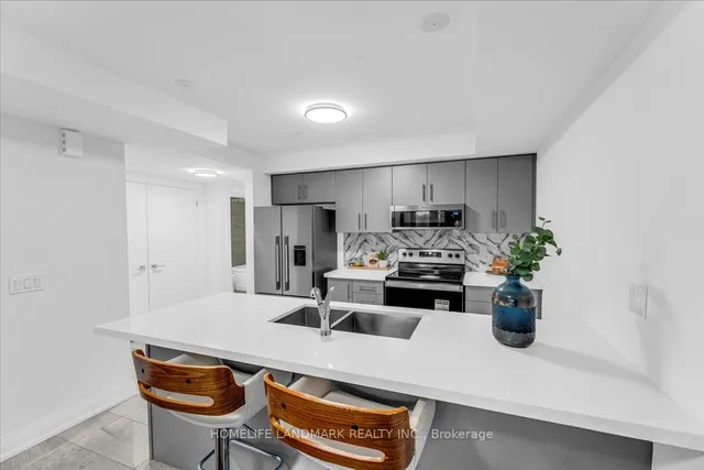 Additional image 10 of 155 Veterans Dr Unit 10