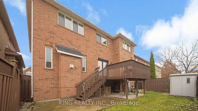 Additional image 40 of 27 Foxmere Rd