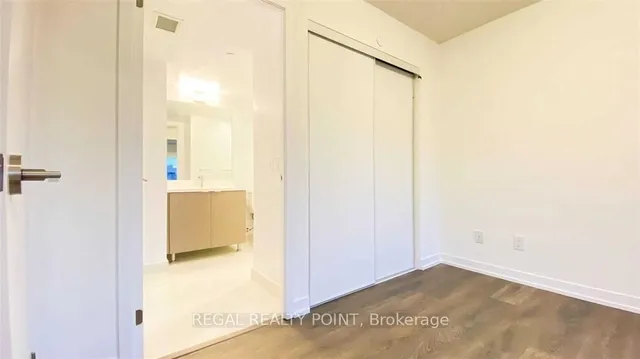 Additional image 8 of 219 Dundas St Unit 2012