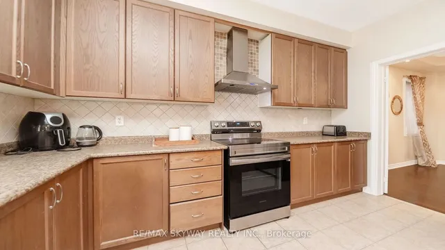 Additional image 13 of 5 Kerrigan Dr