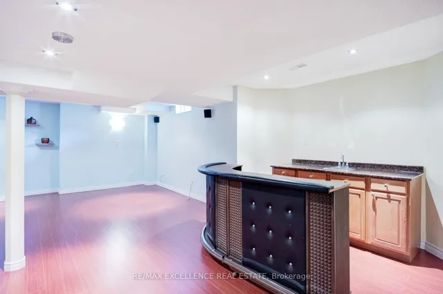 Additional image 37 of 6 Nina Pl