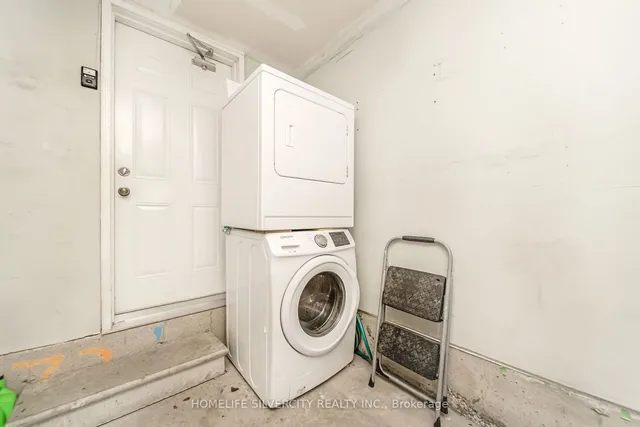 Additional image 34 of 9 Magdalene Cres