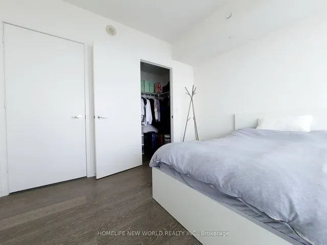 Additional image 16 of 1 Bloor St Unit 6902