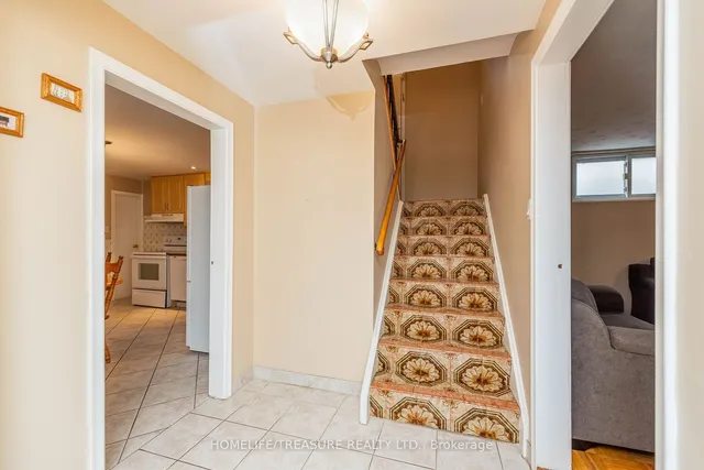 Additional image 18 of 84 LASKAY Cres