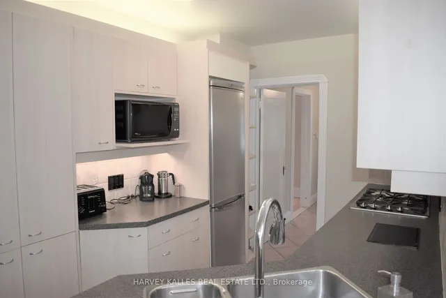 Additional image 6 of 85 Yonge Blvd