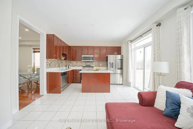 Additional image 10 of 50 Begonia Cres