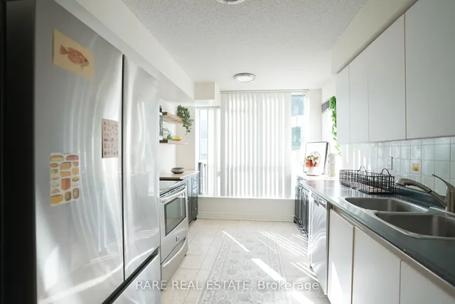 Additional image 3 of 24 Wellesley St Unit 203