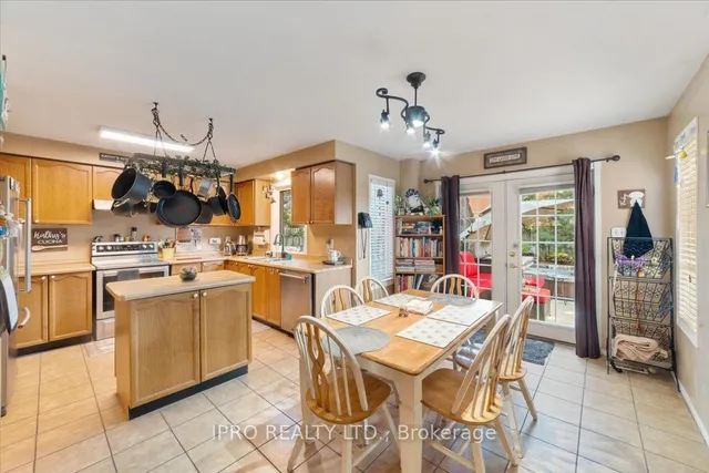 Additional image 14 of 77 Lord Simcoe Dr