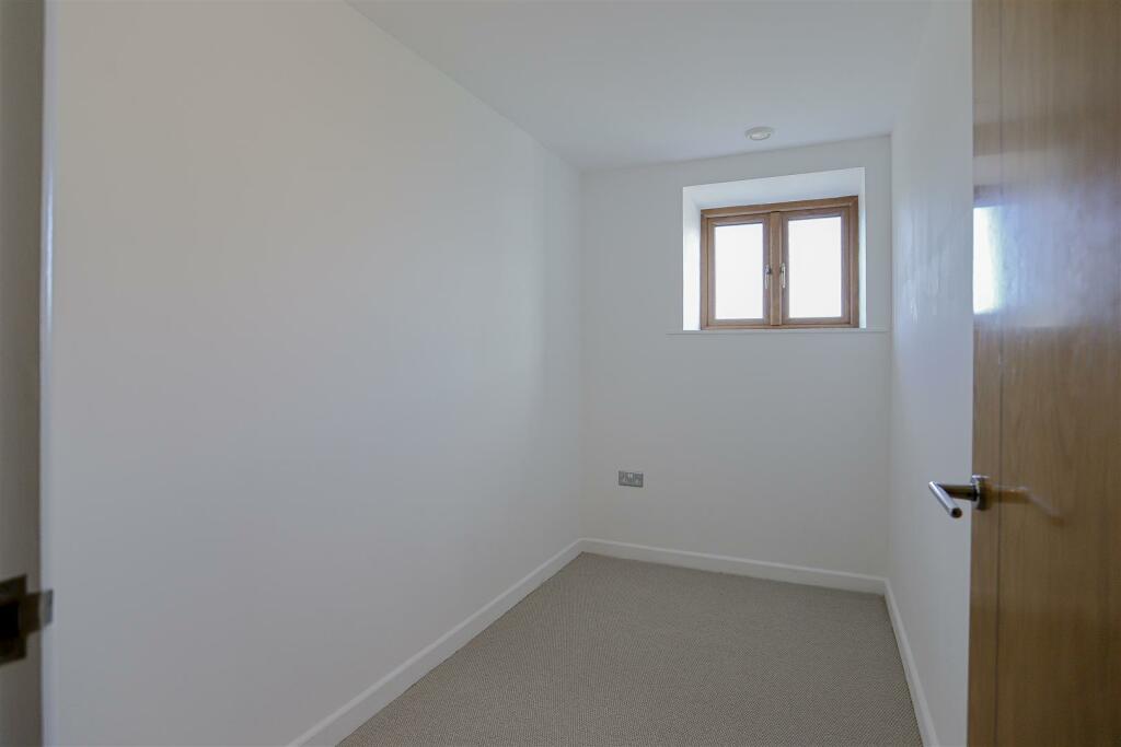 Additional image 30 of Glen View Road, Burnley