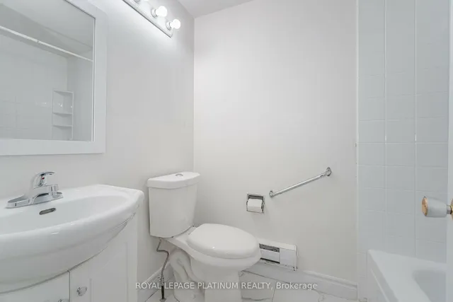 Additional image 24 of 3 Hollyhedge Crt