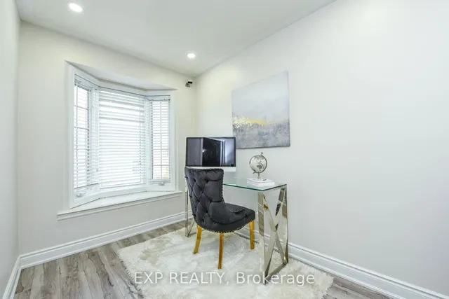 Additional image 14 of 63 Lightheart Dr