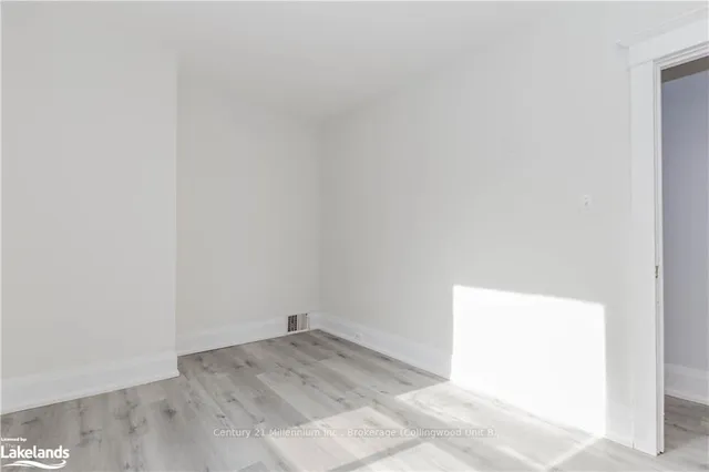 Additional image 16 of 69 LAING St