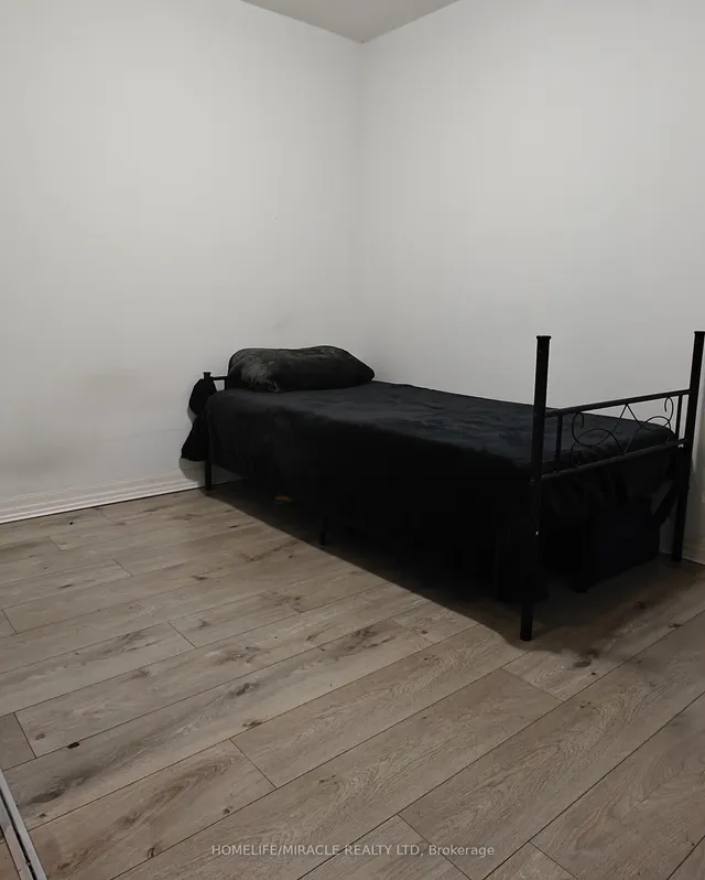 Additional image 10 of 80 Esther Lorrie Dr Unit 304