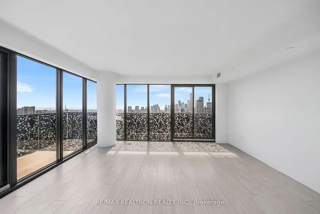 Additional image 11 of 55 Charles St Unit 4102