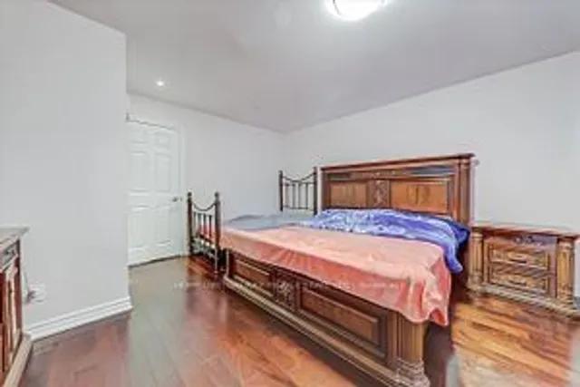 Additional image 25 of 28 Rosebank Dr Unit 807