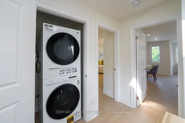 Additional image 38 of 22 Reidmount Ave