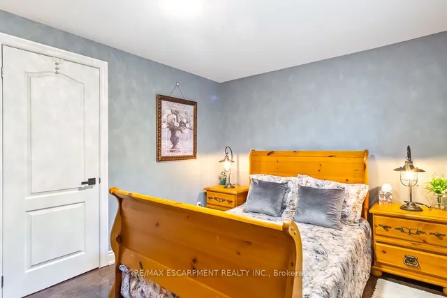 Additional image 21 of 24 WILLIS Dr