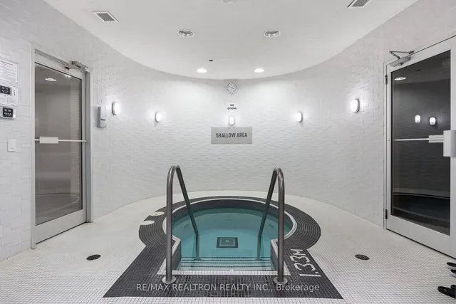 Additional image 21 of 14 York St Unit 2704