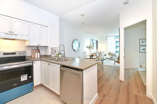 Additional image 8 of 231 Fort York Blvd Unit 824