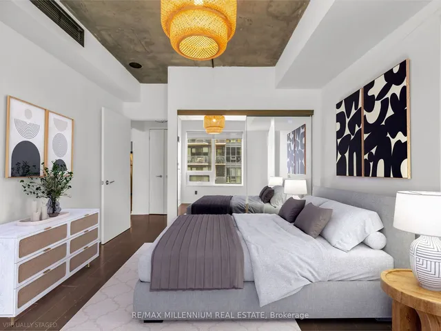 Additional image 14 of 55 East Liberty St Unit 1404